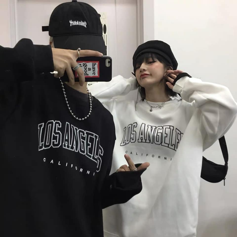 Áo Sweater Unisex Nam Nữ In Chữ Losangells 2 Màu Đen Trắng Basic Chất Nỉ Dày Mịn Ấm Áp -Chuu House- CH0098