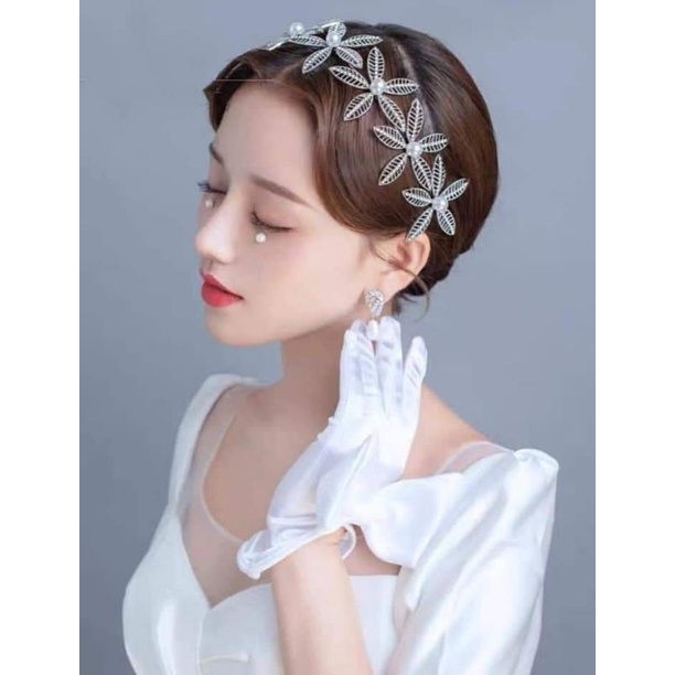 cài đá hoa cài tóc cô dâu
