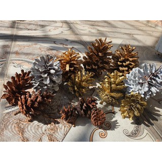 Quả thông trang trí Noel