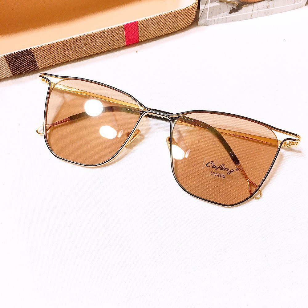 [Gía siêu rẻ] Gọng kính mát mắt mèo 7072 đã đeo là XINH -Nhận Cắt Mắt-Tặng kèm hộp+khăn+Chai nước lau kính