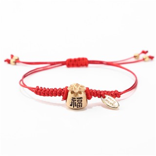 Dây đỏ đeo tay may mắn dễ thương