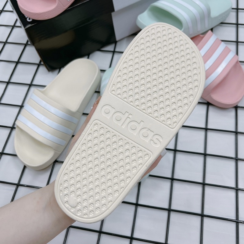 Dép Adidas Adilette Aqua Slide