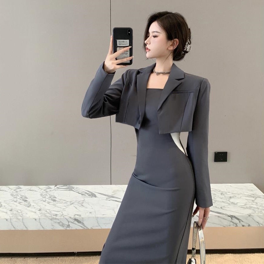 Set đầm ngắn và áo khoác mẫu mới thời trang mùa xuân 2022 dành cho nữ