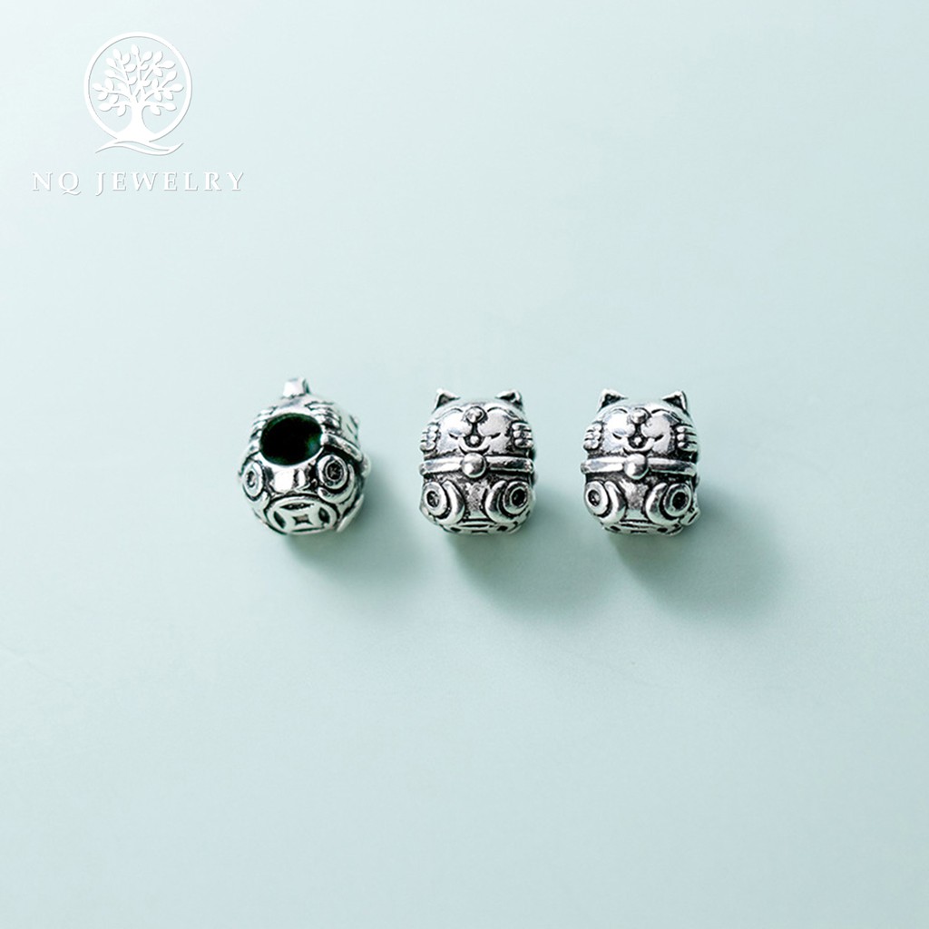 Charm bạc mèo xỏ ngang - NQ Jewelry