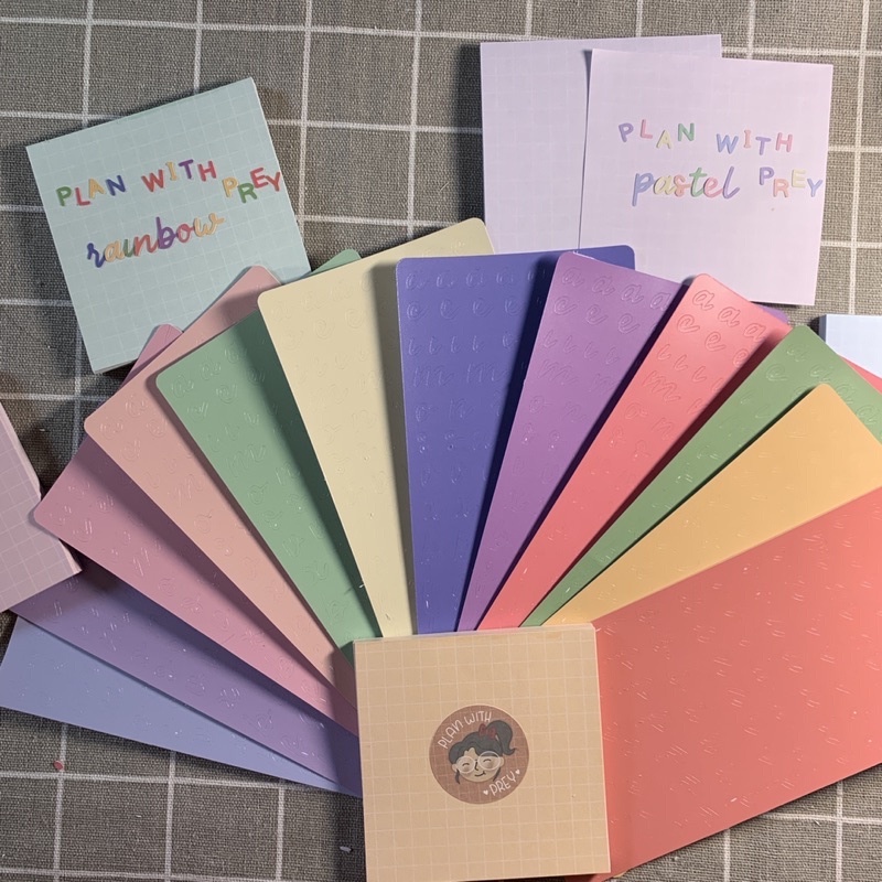 Handlettering Alphabet | Sticker chữ cái viết tay trang trí sổ, Bullet journal | Designed by Plan With Prey