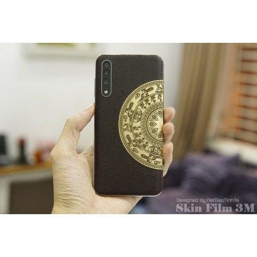 Skin dán da Vsmart live dán Da vân Alran màu đen ghép nửa Trống Đồng