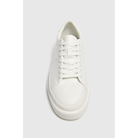 Giày sneaker nam Pull&bear màu trắng