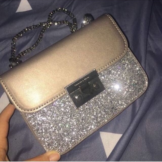 Túi Charles & Keith
