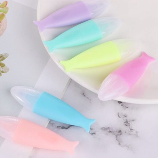Vỉ 6 bút dạ quang hình con cá