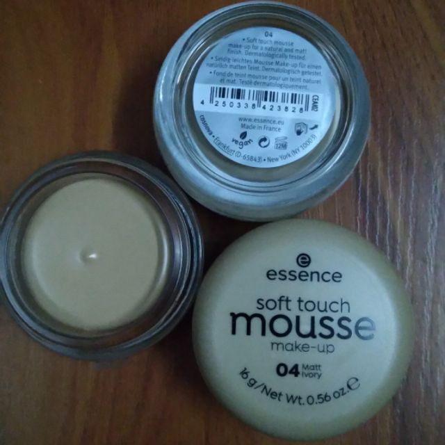 KEM PHẤN ESSENCE MOUSSE - ĐỨC _3008