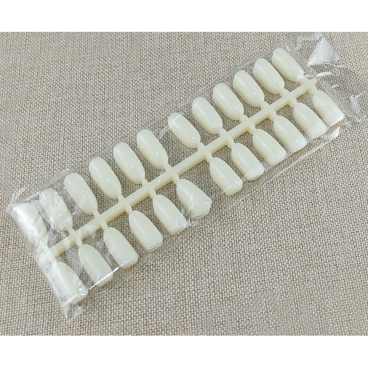 Móng mẫu fom tròn tập sơn, tập vẽ 120 móng màu đục trong ngẫu nhiên