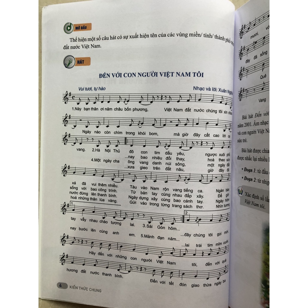 Sách giáo khoa Âm nhạc 10 Cánh Diều