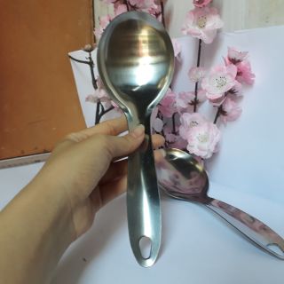 Muôi Lực sĩ múc canh dày dặn