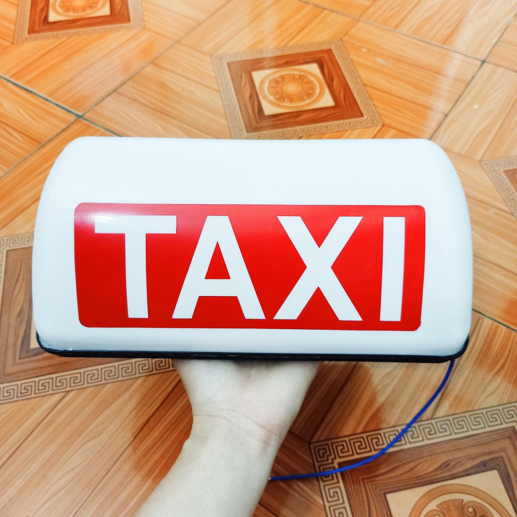 chụp mào biển báo chữ taxi cho taxi dù tự do có đèn và đế nam châm hít nóc xe