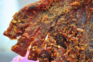 100gr khô bò (heo giả bò dạng miếng)