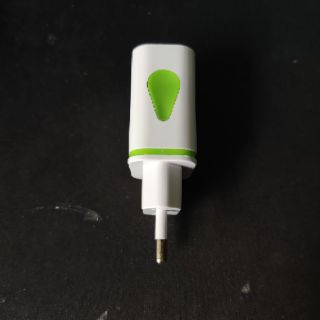 Củ sạc nhanh 2 cổng USB có đèn led