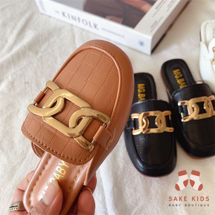 Dép sục cho bé gái, Sục chính hàng MG Baby chất da mềm phối Móc Xích cực chất cho bé mẫu mới nhất V599