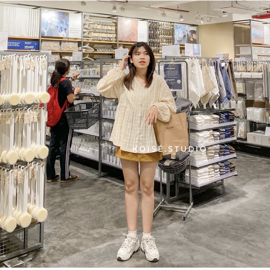 Áo kiểu nữ babydoll A.296, Áo sơ mi dáng babydoll cổ V tay bồng nhẹ nhàng họa tiết kẻ chìm cách điệu ngọt ngào