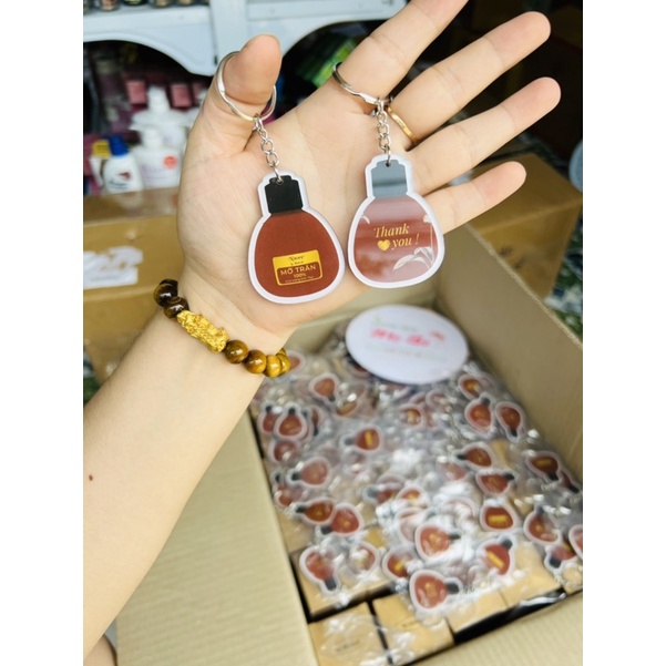 Mốc khoá có chữ Mỡ Trăn quà tặng