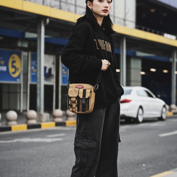 Túi đeo chéo nam 🎁𝙁𝙍𝙀𝙀 𝙎𝙃𝙄𝙋🎁 Túi đeo mini tiện lợi hợp thời trang mới nhất | BigBuy360 - bigbuy360.vn