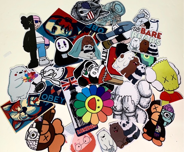 Sticker KAWS cắt sẵn dán mũ bảo hiểm, vali, máy tính,xe, tủ lạnh, nhà....
