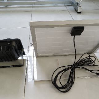 Đèn pha năng lượng 50W