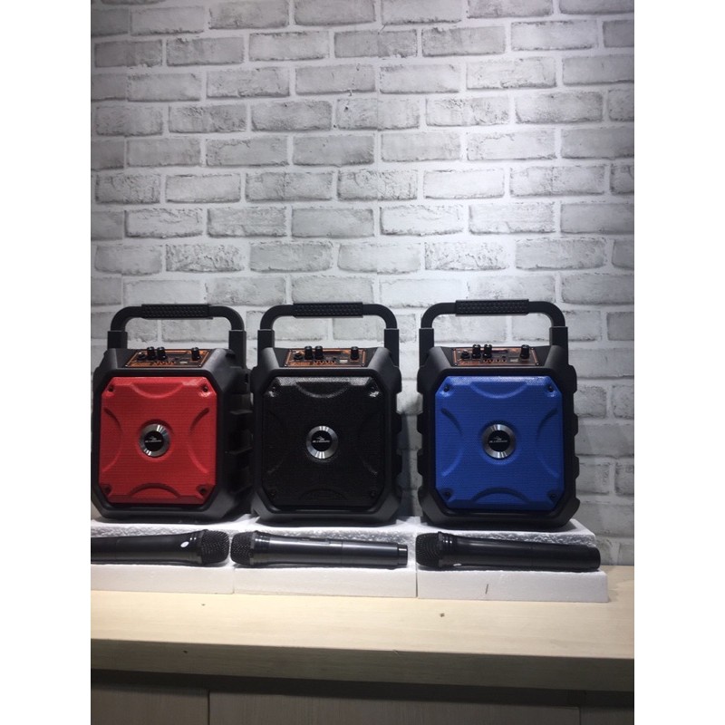 Loa xách K56 tặng 1 mic không dây