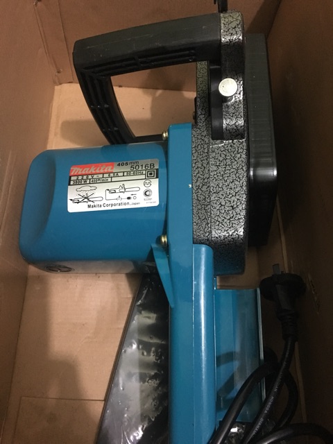 Máy cưa xích makita 5016B