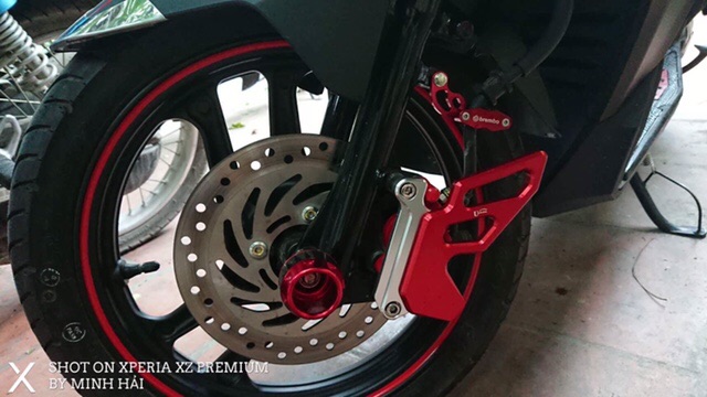 Pas che heo dầu xe air blade,vaio