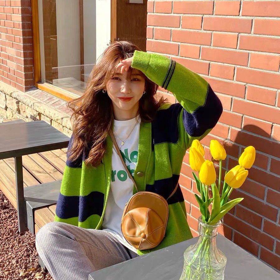 Áo khoác cardigan dệt kim ngắn cổ chữ v thời trang Hàn Quốc