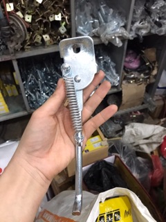 Chân chống xe đạp trẻ em