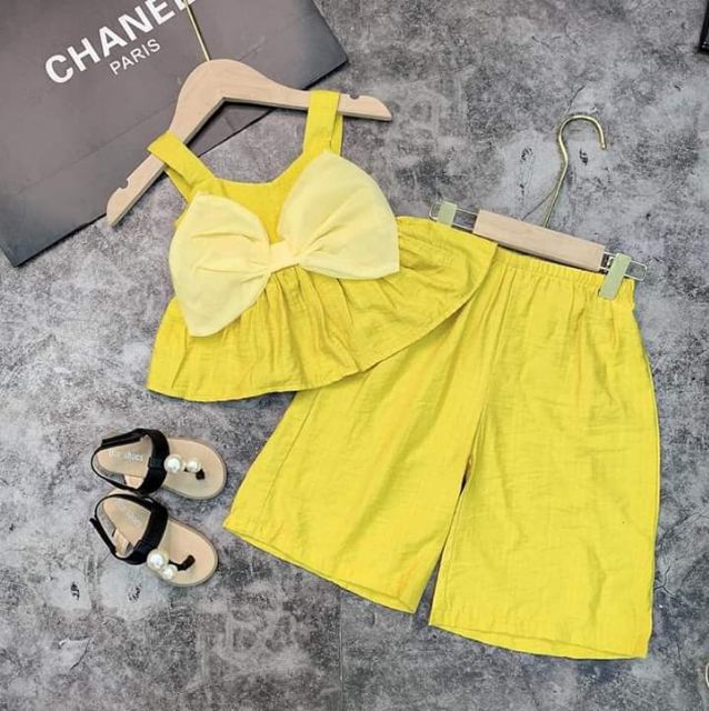 Combo Bộ  Đũi  bé  gái 575.000đ