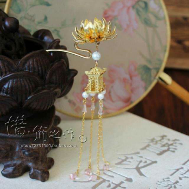 Trâm tháp sen cổ trang