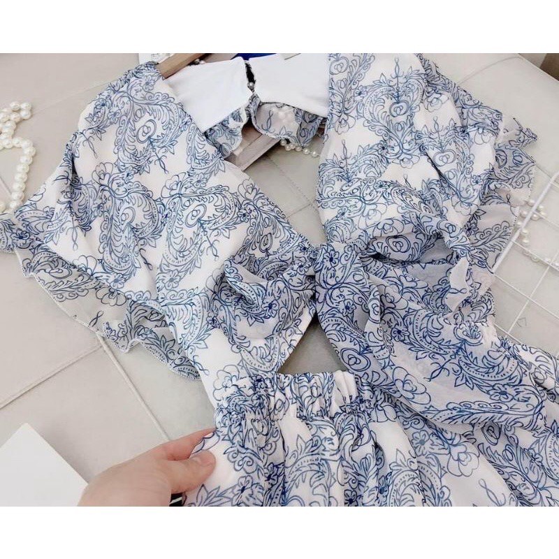 Đầm xòe họa tiết thổ cẩm bèo nơ ngực hở lung-Đầm maxi biển