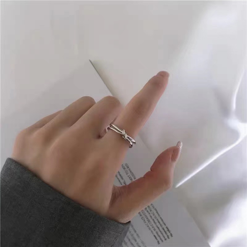 Nhẫn thiết kế thắt nút đơn giản sang trọng thời trang cho nữ