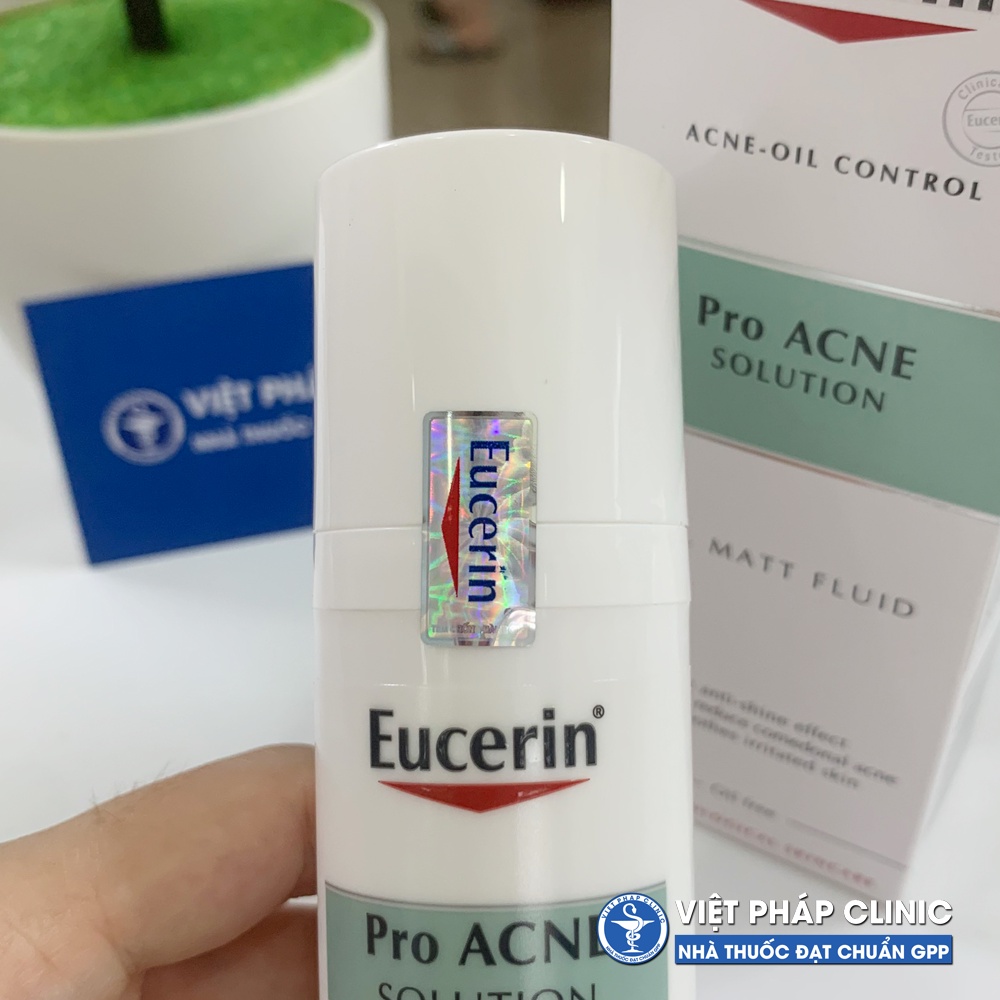 Kem kiềm dầu và giảm mụn Eucerin ProAcne Solution A.I Matt Fluid 50ml