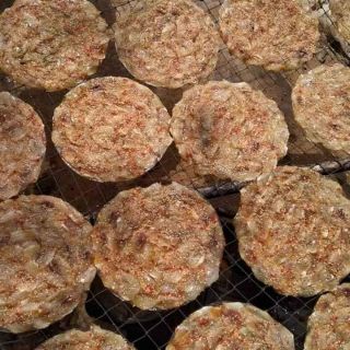 💥💥💥#Bánh_Tráng_Cá_Bò!💥💥💥💥
💰💰Giá 150/chục miếng

✍️Thịt phi Lê  của cá bò tươi ướp vừa ăn. hạn sử dụng 6 tháng