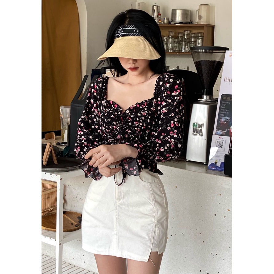 Áo croptop hoa rút dây giữa dài tay phồng A502099