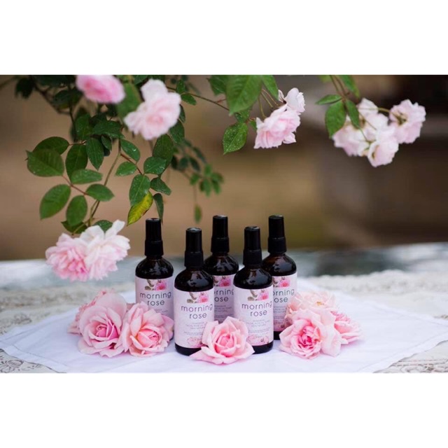 Nước hoa hồng tinh chất Morning Rose, sản phẩm tinh khiết từ thiên nhiên, cung cấp dưỡng chất và giữ ẩm. #nuochoahong