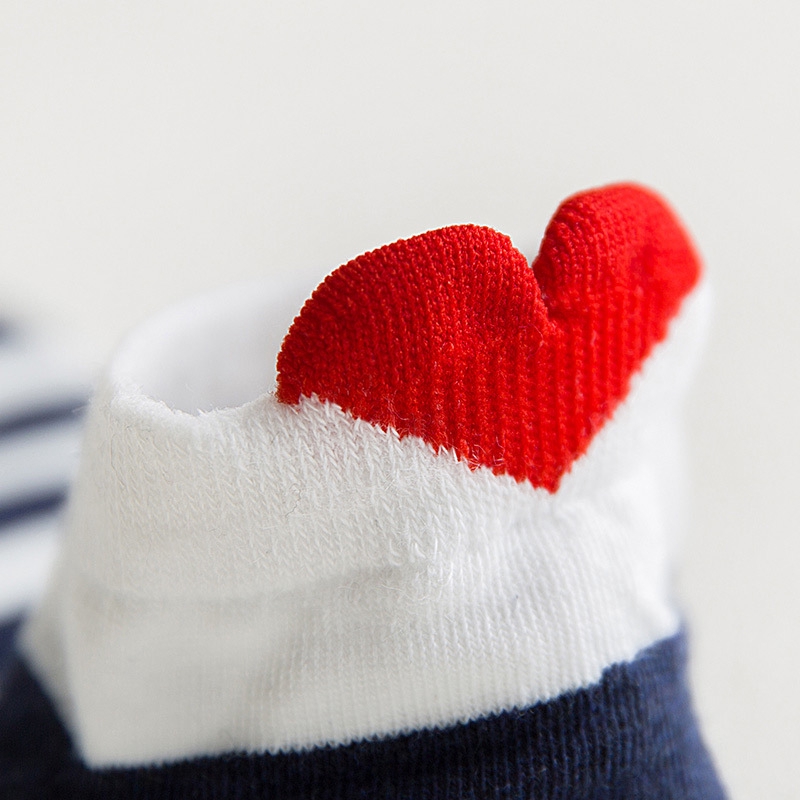 Đôi vớ cotton in họa tiết trái tim dễ thương xinh xắn cho nữ