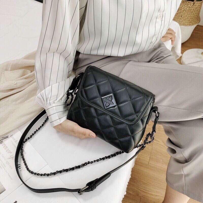 Túi đeo chéo nữ trần trám khóa xoay thời trang TIMIBAGS TM010