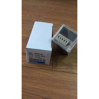 Bộ đếm Counter DH48J-8A 220VAC