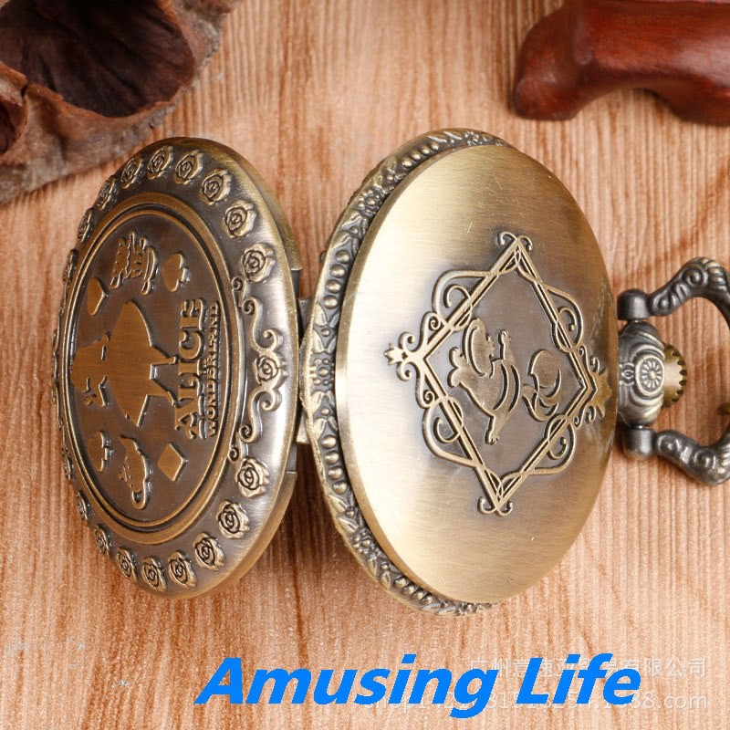 Quartz Pocket Watch Đồng Vintage Cô Gái Alice Hai Mặt Tinh Xảo Khắc Thời Trang Thạch Anh Lớn Đồng Hồ Bỏ Túi Thương Mại N | BigBuy360 - bigbuy360.vn