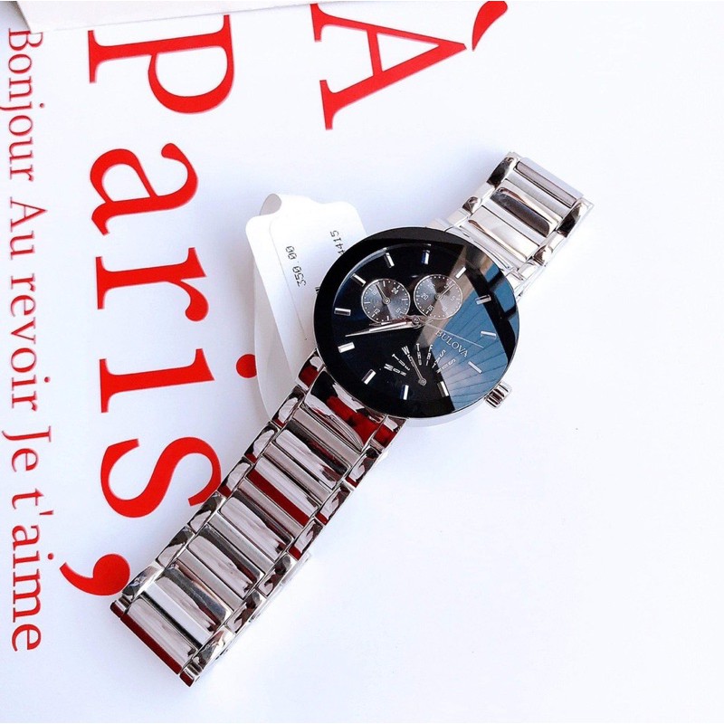 Đồng hồ nam Bulova .