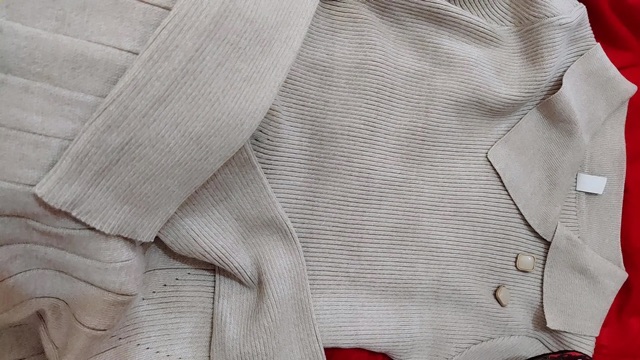 Váy len cổ đức chéo cúc dáng dài xoè vintage