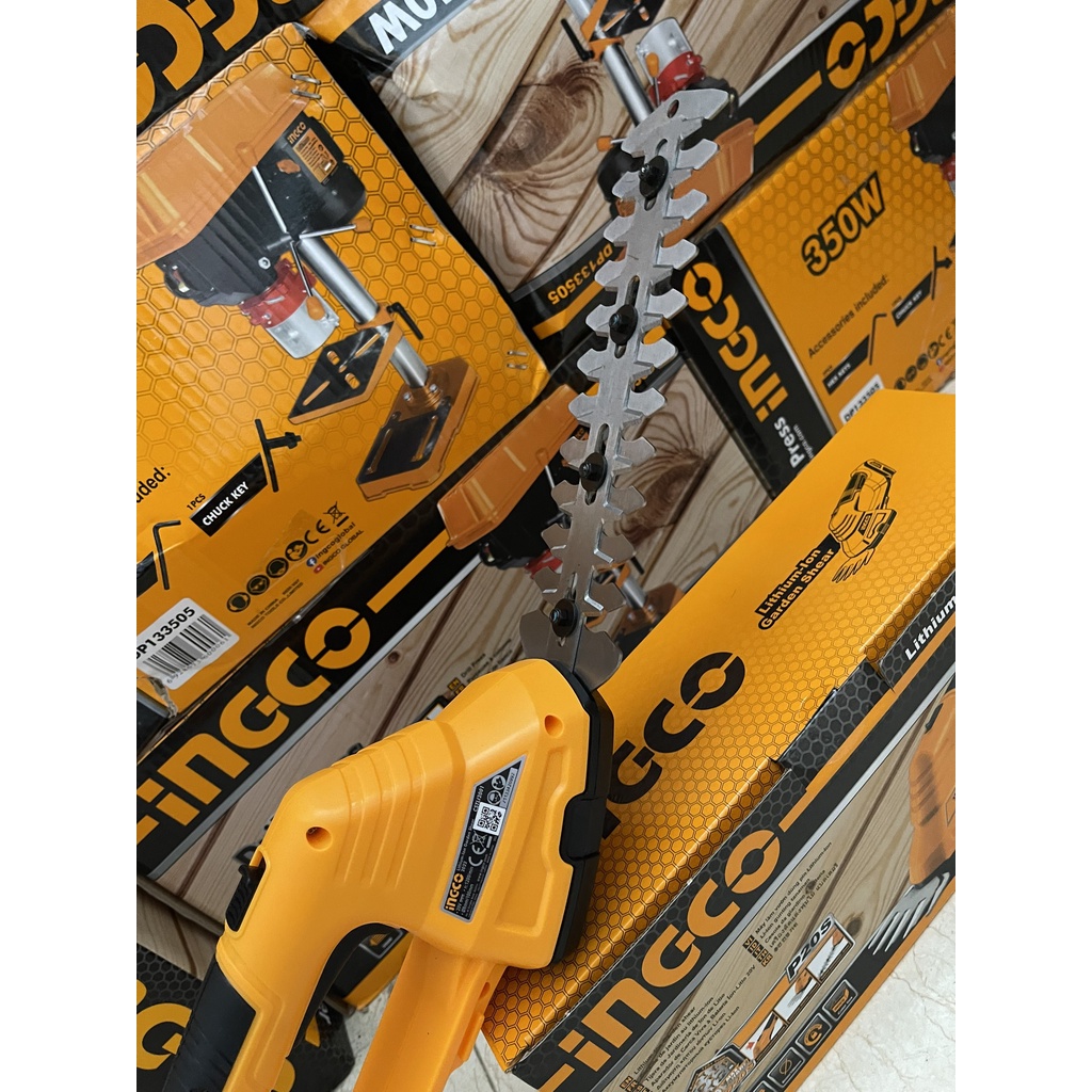 CSTLI2001 Máy cắt tỉa hàng rào dùng pin 20V INGCO