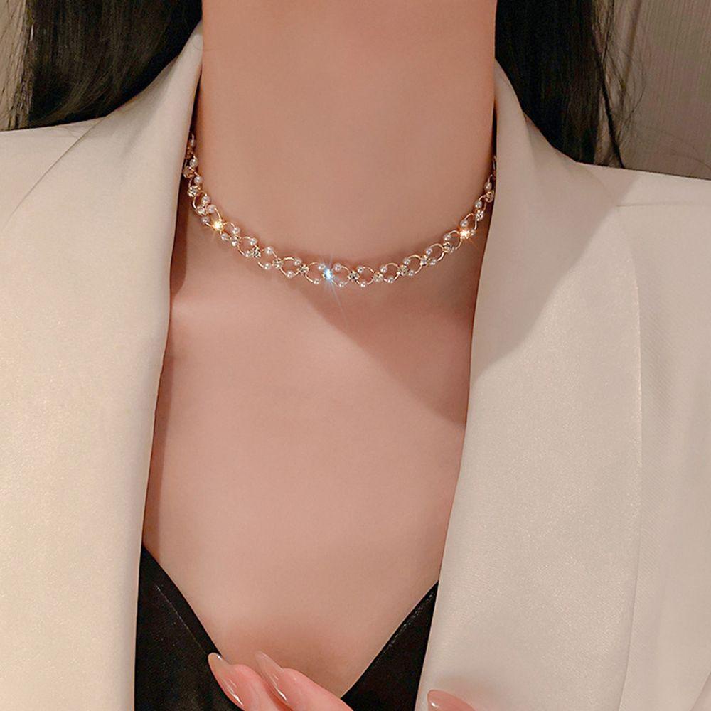 QQMALL Vòng cổ Mặt Kính Hình Hoa Gợn Sóng Phong Cách Baroque Cho Nữ