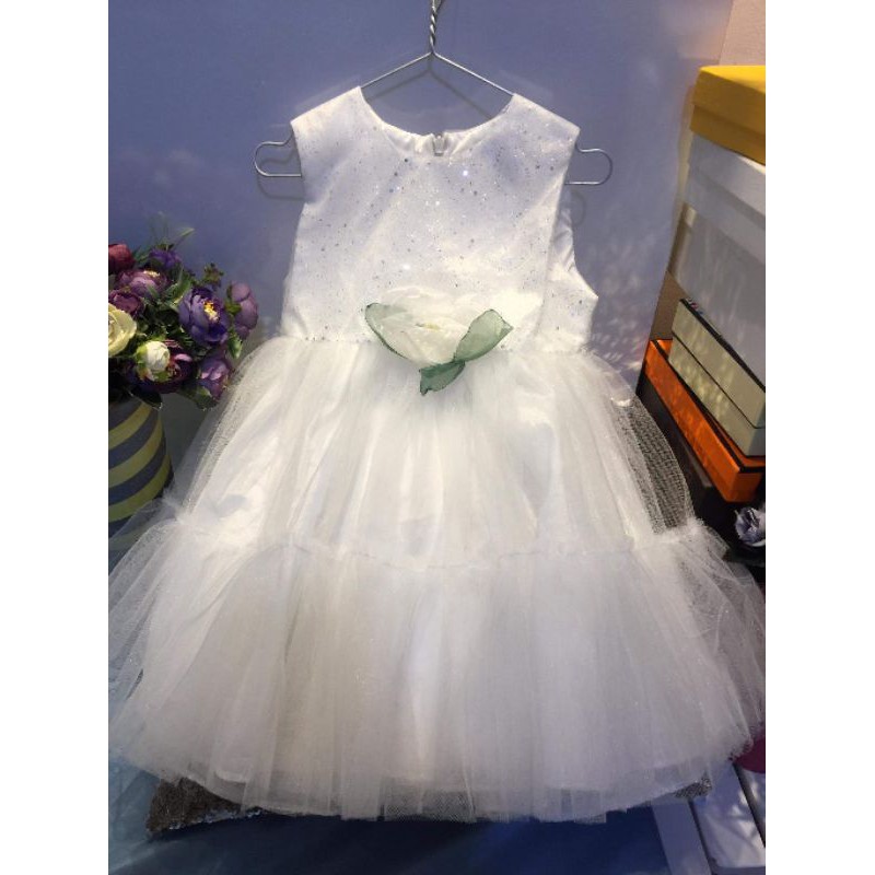 Thanh lý đầm cho bé size 3 tuổi