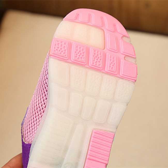 Giày thể thao có đèn LED phát sáng thoáng khí chất lượng dành cho bé