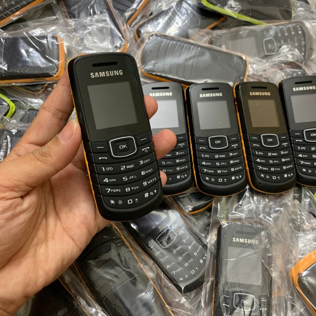 [Mã ELFLASH3 hoàn 10K xu đơn 20K] Điện Thoại Samsung E1080 Zin - Bảo Hành 12 Tháng | BigBuy360 - bigbuy360.vn